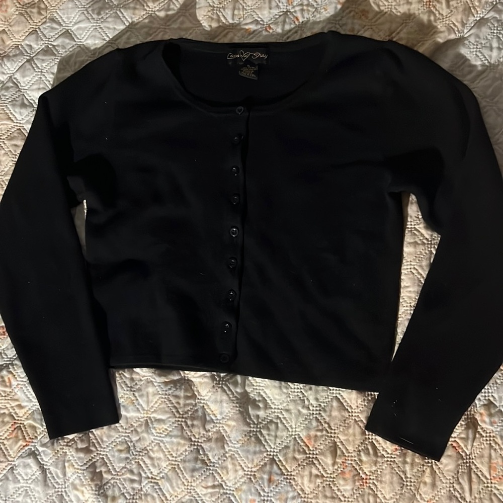 black croptop, sweater-ish.